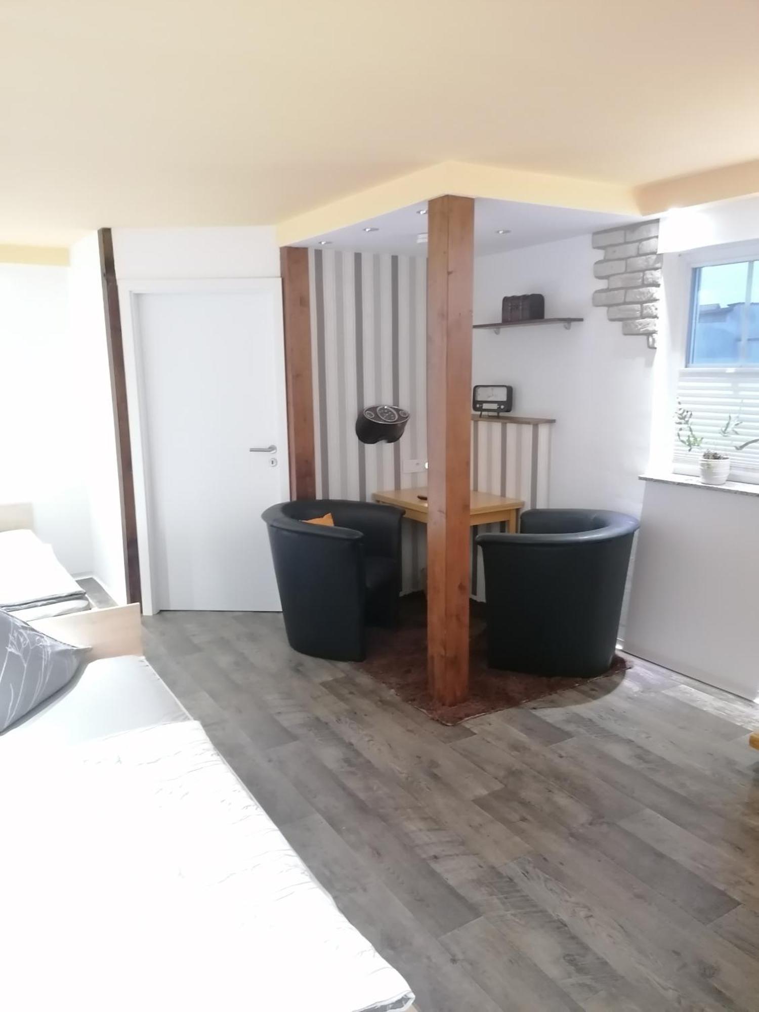 Tinas Ferienwohnung Hohendodeleben Δωμάτιο φωτογραφία